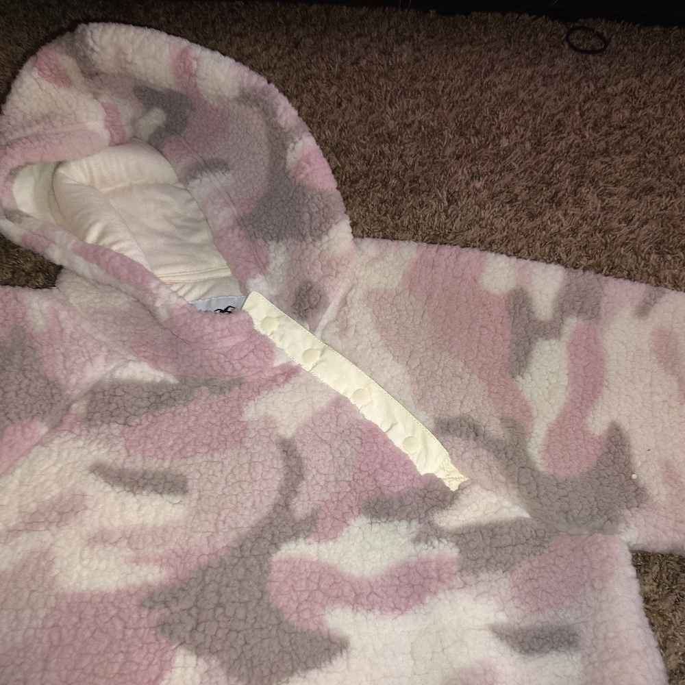 Fleece Pullover Bundle - image 6